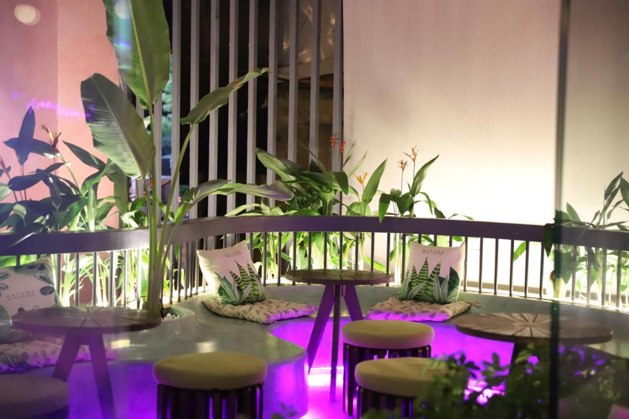 Home Hotel Ho Chi Minh City Exterior photo
