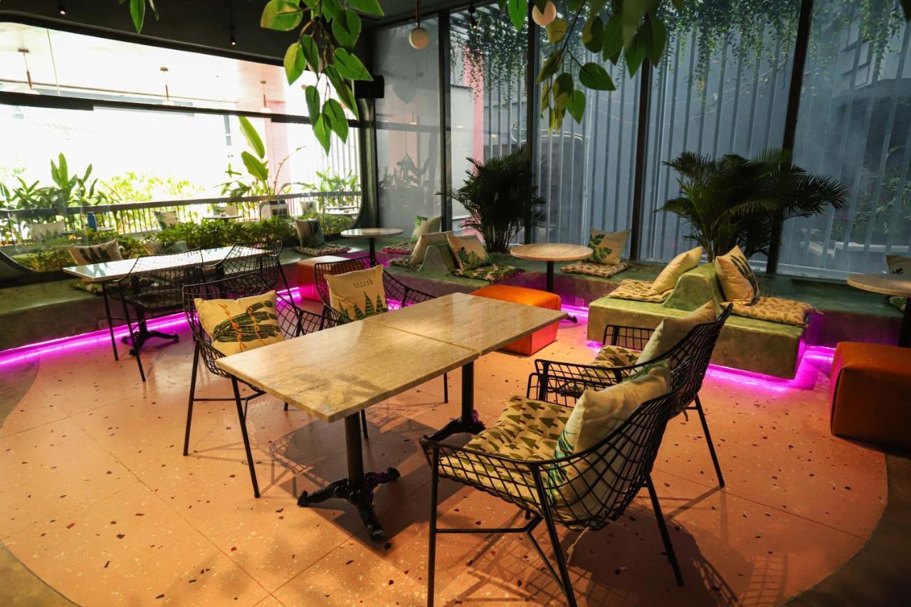 Home Hotel Ho Chi Minh City Exterior photo
